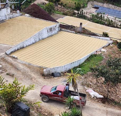 /022 Guatemala — Las Brisas - Image 3