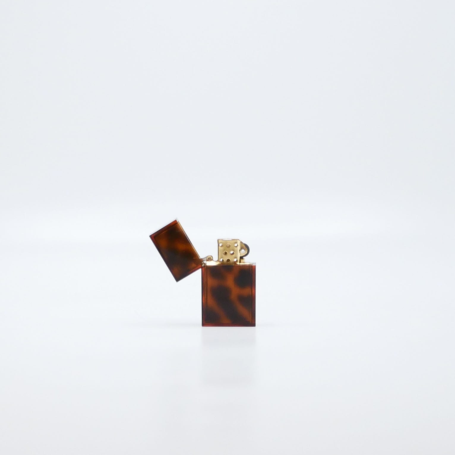 Tsubota Pearl Hard-Edge Petrol Lighter Marble