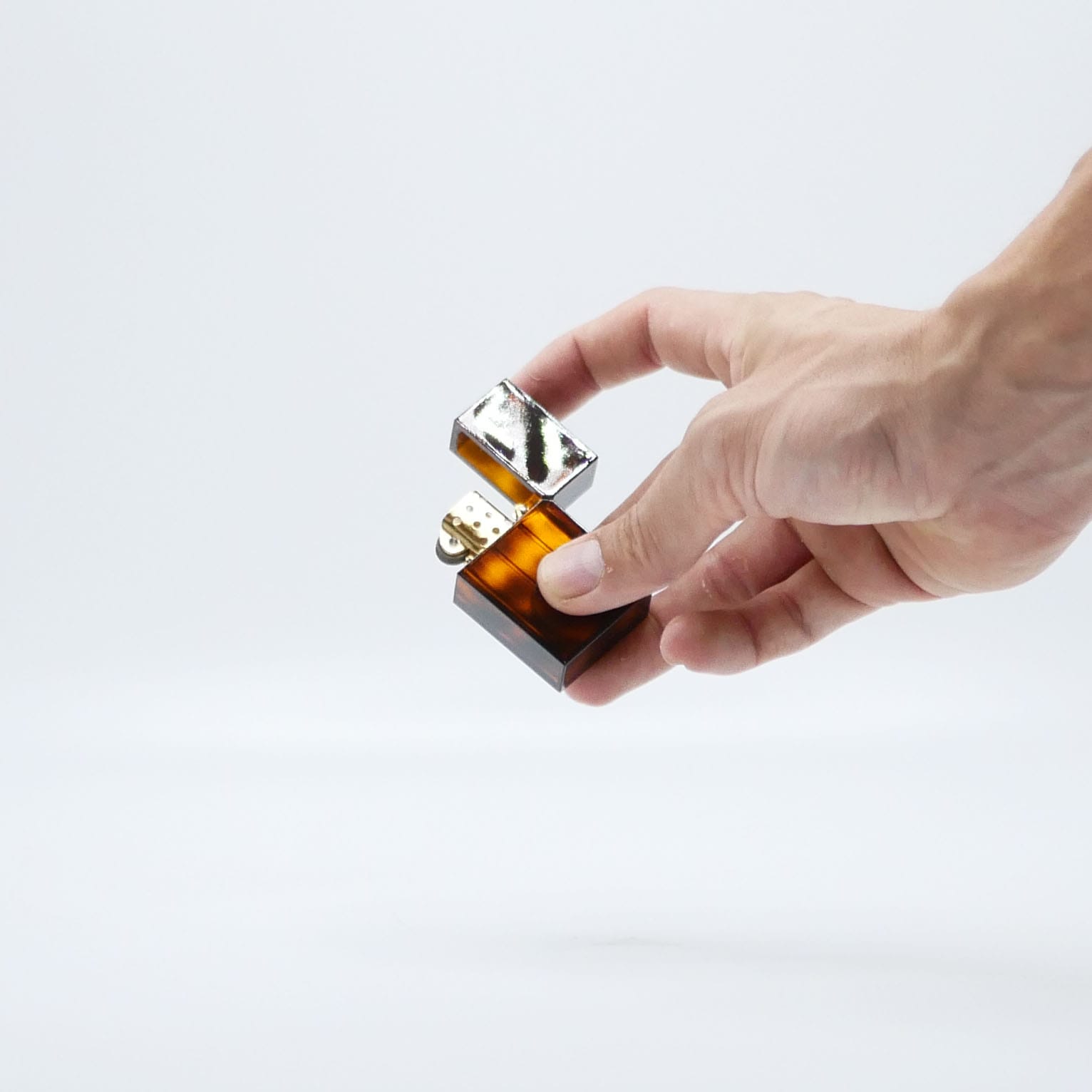 Tsubota Pearl Hard-Edge Petrol Lighter Marble - Image 3