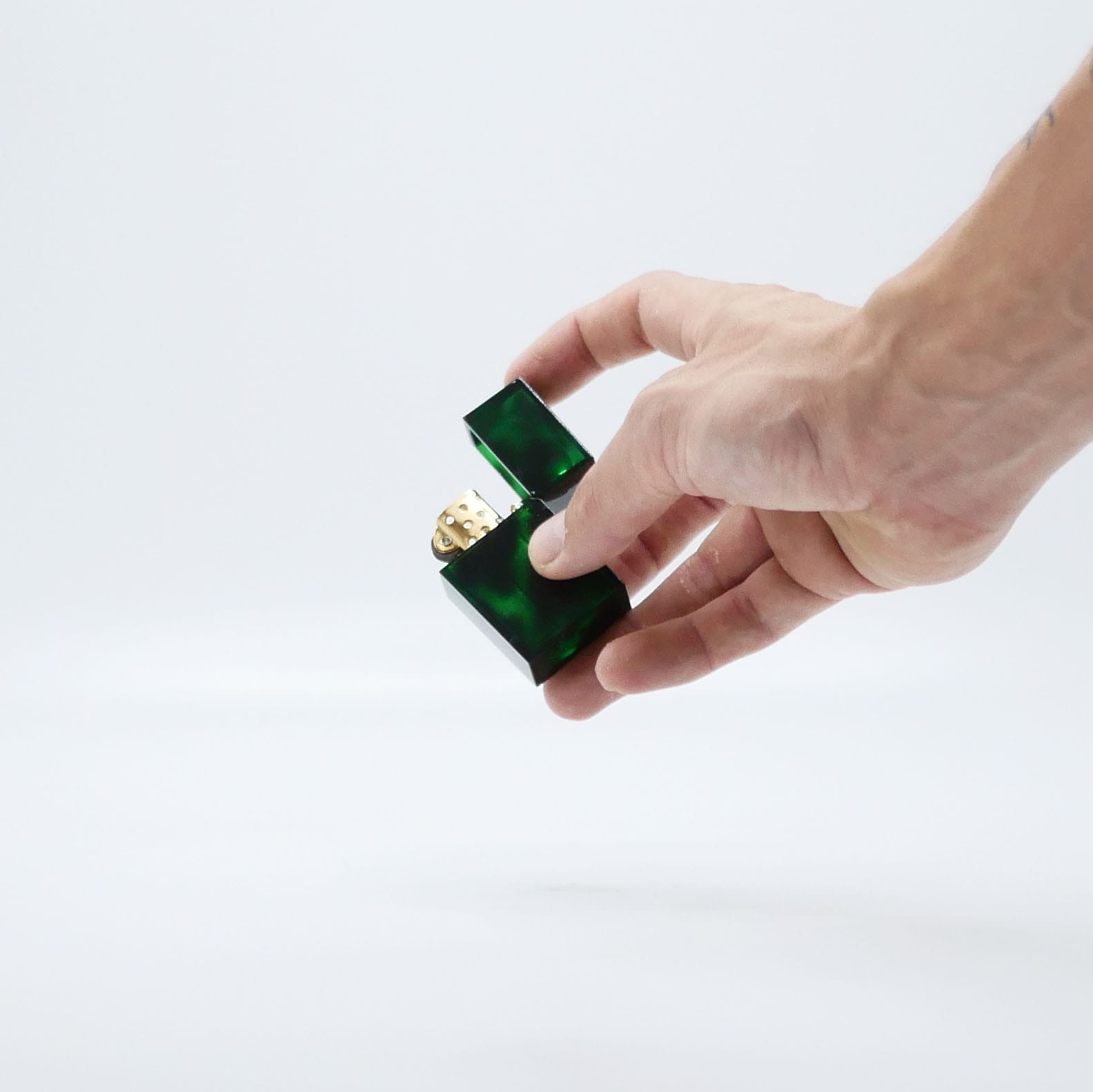 Tsubota Pearl Hard-Edge Petrol Lighter Marble - Image 6